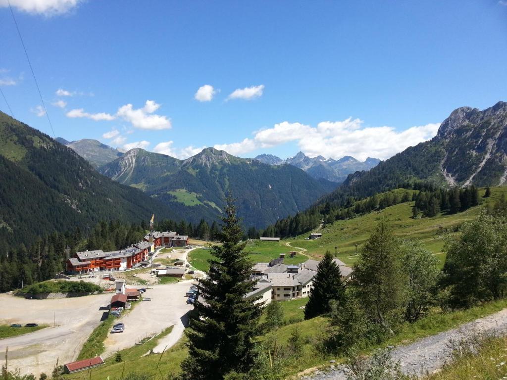 Ar Mountains Lodge Villachiara Branzi Exterior foto